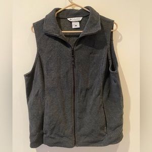 Columbia Gray fleece vest Size L